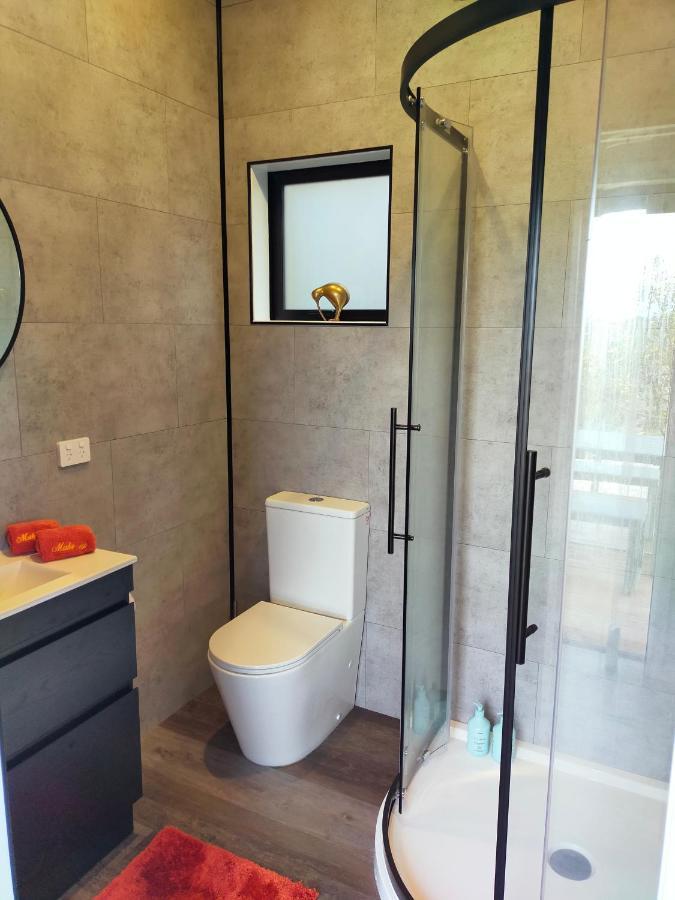 Secluded, Private Rural Retreat Mins From Warkworth -"Avondale" Minihouse Vila Exterior foto